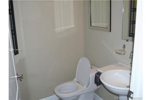 11233 NW 42nd Terrace, Doral, FL 33178, Sold 09/30/20