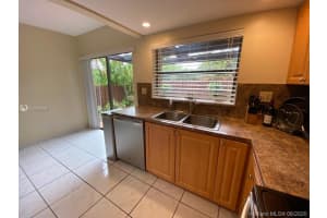 630 NW 98th Ct, Miami, FL 33172, Sold 08/14/20