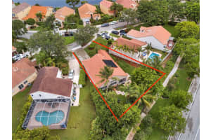 1721 Harbour Side Dr, Weston, FL 33326, Sold 07/20/20
