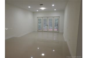 5230 NW 104th Ct, Doral, FL 33178, Sold 07/29/20