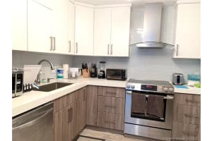 5750 Collins Ave #11d, Miami Beach, FL 33140, Sold 10/30/20