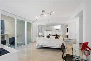 17201 Collins Ave, Sunny Isles Beach, FL 33160, Sold 10/30/20