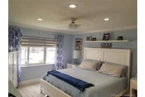 120 Golden Isles Dr #31b, Hallandale Beach, FL 33009, Sold 12/18/20