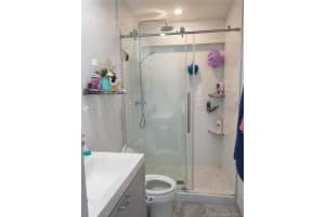 120 Golden Isles Dr #31b, Hallandale Beach, FL 33009, Sold 12/18/20