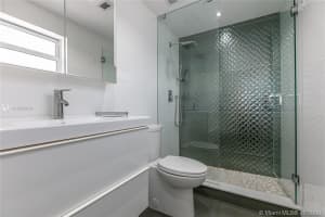 3133 S Ocean Dr, Hallandale Beach, FL 33009, Sold 03/31/21