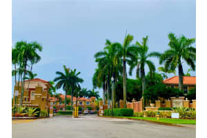 620 SW 107th Ave, Pembroke Pines, FL 33025, Sold 08/18/20