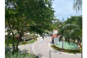 3610 Yacht Club Dr, Aventura, FL 33180, Sold 08/05/20
