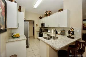 5543 NW 189th St, Miami Gardens, FL 33055, Sold 08/31/20