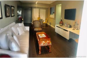 185 SE 14th Terrace, Miami, FL 33131, Sold 09/04/20