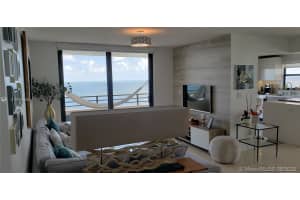 2333 Brickell Ave PH-102, Miami, FL 33129, Sold 12/04/20