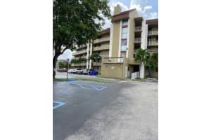 10288 NW 9th St Cir, Miami, FL 33172, Sold 07/13/20