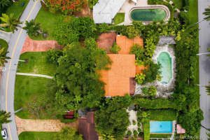 39 Lagorce Cir, Miami Beach, FL 33141, Sold 12/29/20