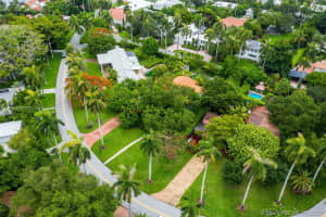 39 Lagorce Cir, Miami Beach, FL 33141, Sold 12/29/20