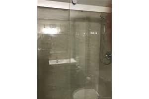 666 W 81st St, Hialeah, FL 33014, Sold 08/14/20