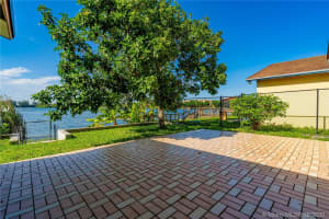 2505 Raleigh St, Hollywood, FL 33020, Sold 07/10/20