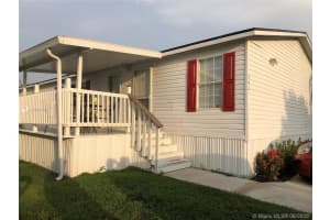 542 SW 130th Terrace, Davie, FL 33325, Sold 08/03/20