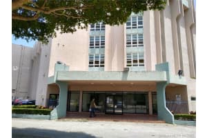 9682 Fontainebleau Blvd, Miami, FL 33172, Sold 08/20/20