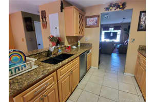 5299 NW 190th Ln, Miami Gardens, FL 33055, Sold 08/25/20