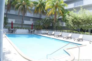 8251 NW 8th St, Miami, FL 33126, Sold 09/25/20