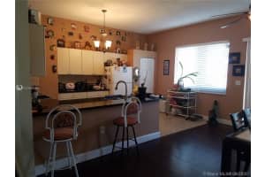615 SE 28th Ln, Homestead, FL 33033, Sold 09/17/20