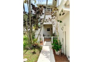 11855 SW 98th Terrace, Miami, FL 33186, Sold 07/28/20