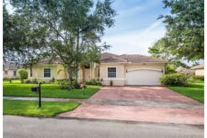 13792 SW 40th St, Davie, FL 33330, Sold 09/09/20