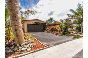 9343 NW 23rd St, Pembroke Pines, FL 33024, Sold 07/13/20