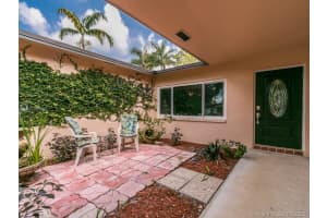 9343 NW 23rd St, Pembroke Pines, FL 33024, Sold 07/13/20