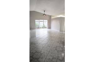 19040 NW 78th Ave, Hialeah, FL 33015, Sold 06/30/20
