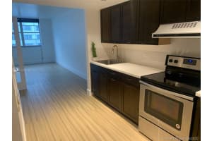 999 Brickell Bay Dr, Miami, FL 33131, Sold 08/03/20