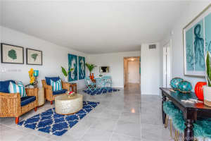 130 S Shore Dr #5e, Miami Beach, FL 33141, Sold 12/15/20