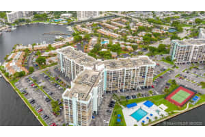 200 Leslie Dr, Hallandale Beach, FL 33009, Sold 08/06/20