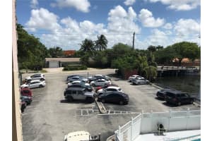 2775 Taft St, Hollywood, FL 33020, Sold 11/06/20