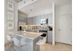 2001 Meridian Ave, Miami Beach, FL 33139, Sold 02/17/21