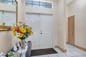 38 Gables Blvd, Weston, FL 33326, Sold 07/31/20