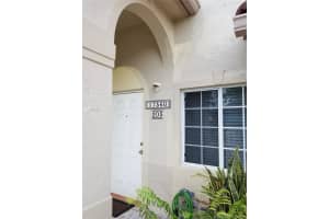 17360 NW 69th Ct, Hialeah, FL 33015, Sold 10/13/20
