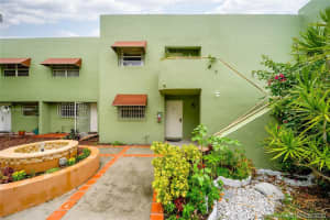 11081 NW 7th St, Miami, FL 33172, Sold 07/17/20