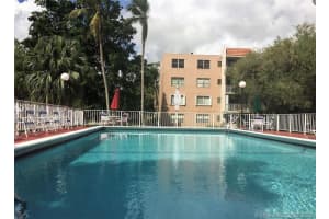 8421 NW 8th St, Miami, FL 33126, Sold 07/17/20