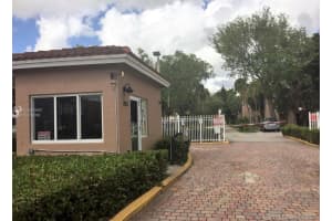 8421 NW 8th St, Miami, FL 33126, Sold 07/17/20