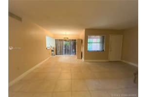 211 W Park Dr, Miami, FL 33172, Sold 07/28/20
