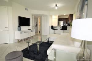 15579 Miami Lakeway N, Miami Lakes, FL 33014, Sold 07/22/20