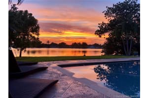 21100 NE 25th Ct, Miami, FL 33180, Sold 08/24/20