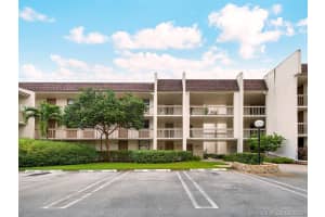 8415 Forest Hills Dr, Coral Springs, FL 33065, Sold 08/14/20