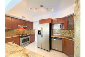 1408 Brickell Bay Dr # 907, Miami, FL 33131, Sold 02/12/21