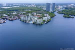 16570 NE 26th Ave #3i, North Miami Beach, FL 33160, Sold 09/30/20