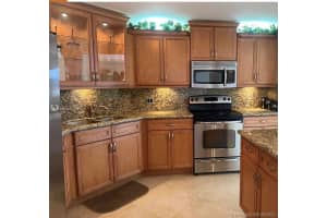 1801 S Ocean Dr, Hollywood, FL 33019, Sold 09/21/20