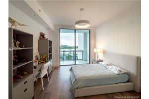 3250 NE 188th St, Aventura, FL 33180, Sold 07/24/20