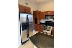 17833 NW 74th Ct, Hialeah, FL 33015, Sold 08/26/20