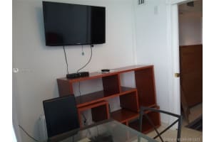 5445 Collins Ave, Miami Beach, FL 33140, Sold 11/10/21