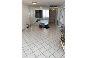 1020 Meridian Ave, Miami Beach, FL 33139, Sold 08/26/20